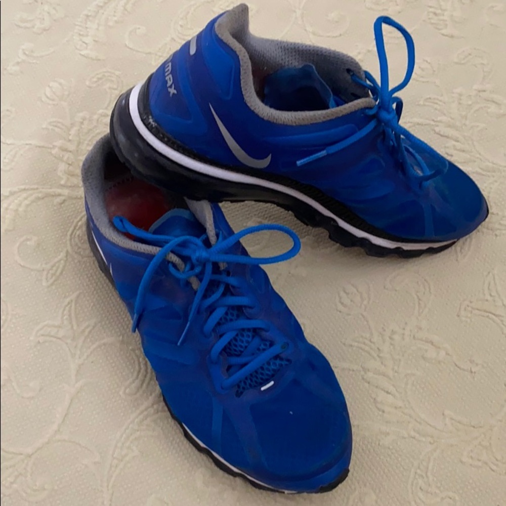 AirMax Sneakers